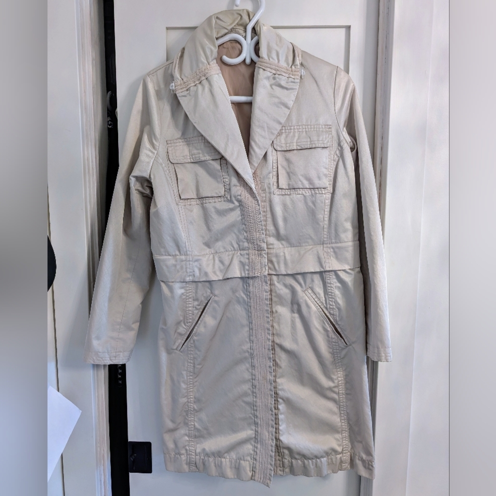 Light Beige Cotton Trench Coat with Classic Collar